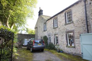 The vicarage, Hathersage (Charlotte stayed here with Ellen Nussey) 1 sm.jpg